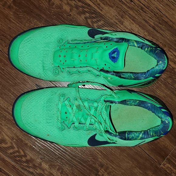 Kobe Nike Sneakers 5Y - Picture 10 of 12